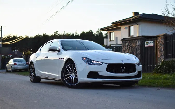 pomorskie Maserati Ghibli cena 89790 przebieg: 123840, rok produkcji 2015 z Warszawa